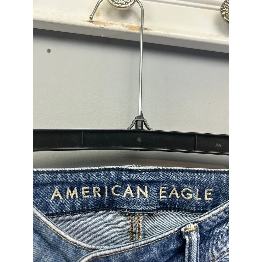 American Eagle Jeans Mens 33x32 Blue Original Straight‎ Thrashed Stretch Denim